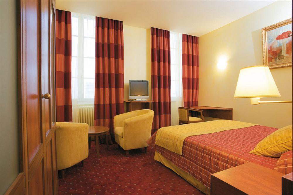 Hotel D'Etigny Bagnères-de-Luchon Exterior foto